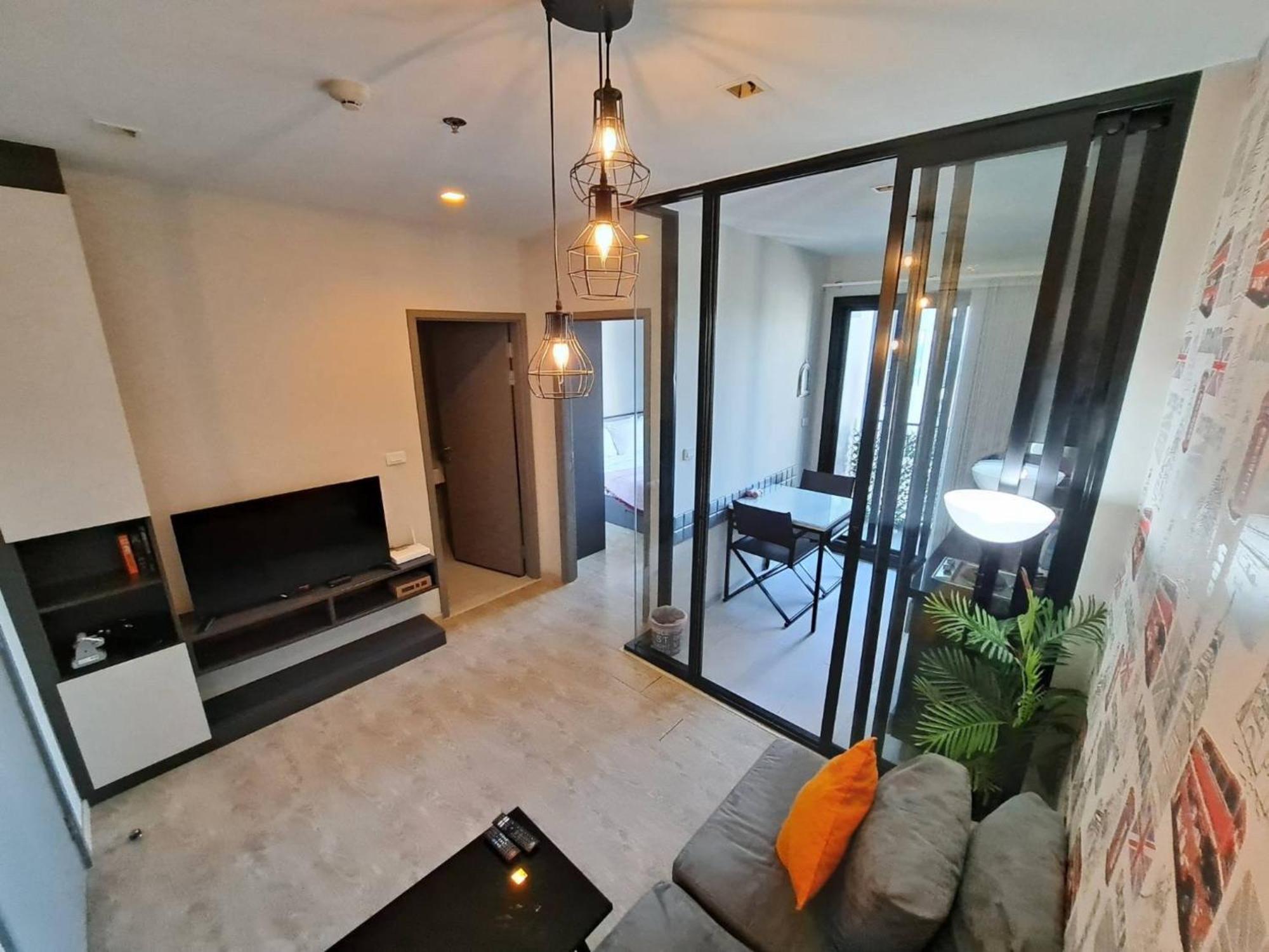 The Base Central Pattaya By Mickey Exterior photo
