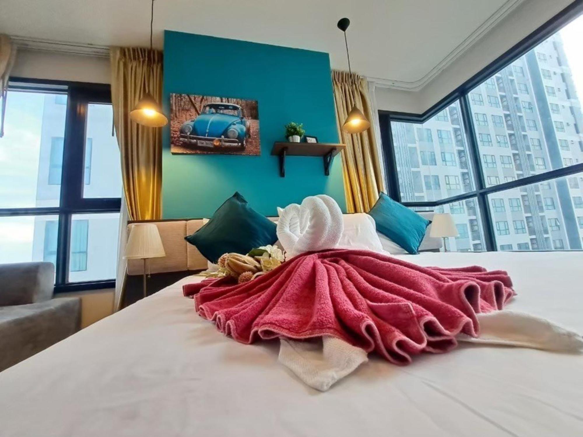 The Base Central Pattaya By Mickey Exterior photo
